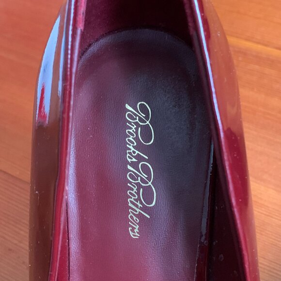 Brooks Brothers Red Patent Leather Block Heel Pumps Size 6 1/2 - Picture 2 of 5